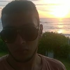 Douglas Saturno de Lara