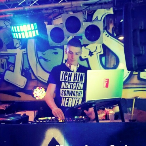 B.hämmert@Garden Of Sound 25.5.17 (146bpm)
