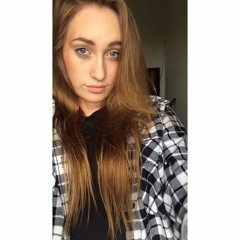 Chloe VanEyk