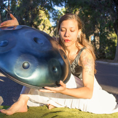 Alexis Holland (Wayah)