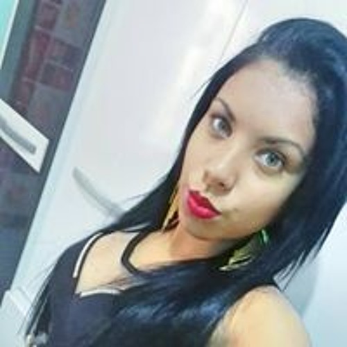 Leticia Gomes’s avatar