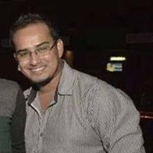 Stream Efrain Reyes music | Listen to songs, albums, playlists for free ...