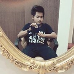 Christian Quinn Manto