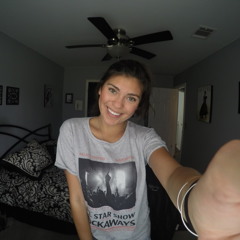 Daniela Rodriguez 33