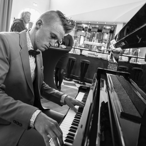 Stream ImproAegten by Work In Progress Listen online for free on