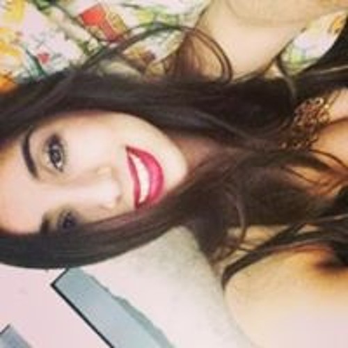 Evelyn Nayara’s avatar
