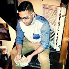 Junel PapiHenny Lewis