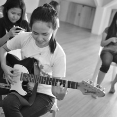 Ritchelle Amor (LabLab)