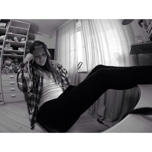 Stream Nastya Aleksandrovna music | Listen to songs, albums, playlists ...