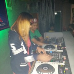 Izinkan Aku Selingkuh Vs Buka Titit Jos