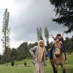 Rizka Hajaruddin