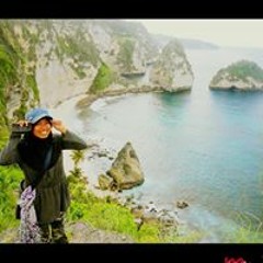 Nia Hidayatillah Hayati