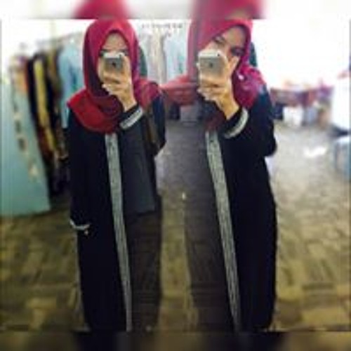 Intan Amani’s avatar