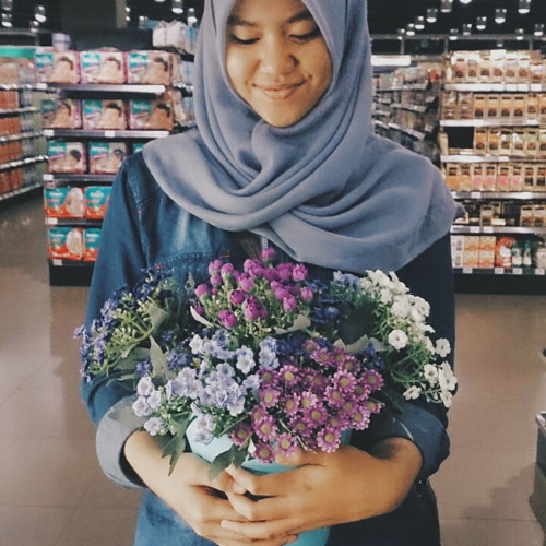 Stream Pilihan Yang Terbaik-Ziva Magnolya (Cover) by Hasna Azzizah