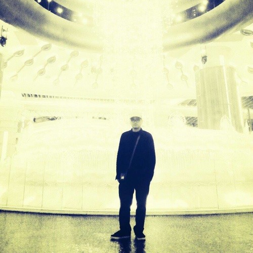 Tinfed ft. Chino Moreno - Dangergirl