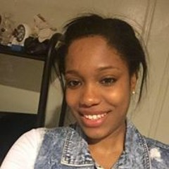 Adessa Lososmom Lewis