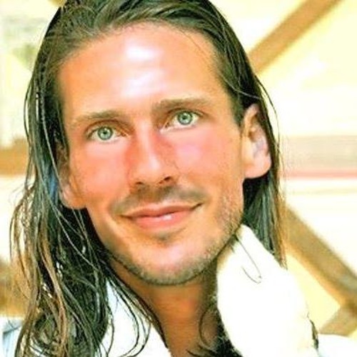 COMING ON THE WAVES 16A