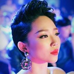 Nguyễn Khoa Tóc Tiên