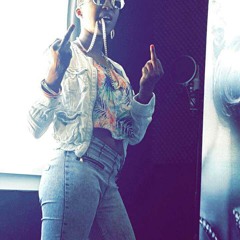 Bushy aKA Queen Kong