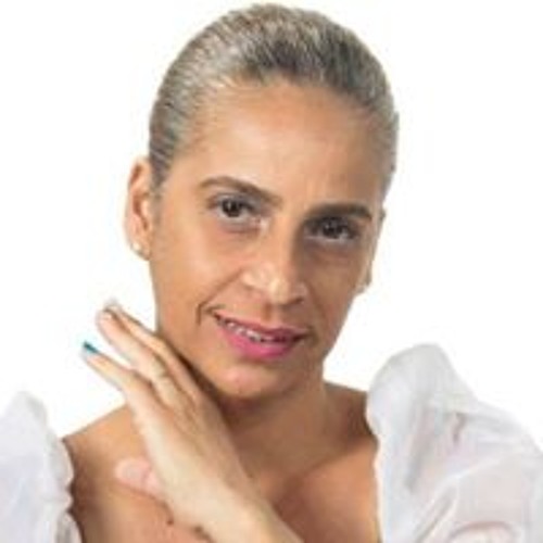 Roberta Melo’s avatar
