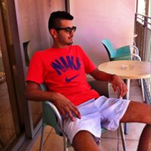 Yagel Shapira’s avatar
