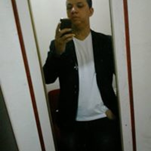 Romulo Santos’s avatar