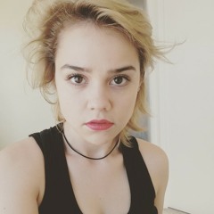 Viviana Flores Oficial