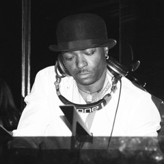 Chris Intaface House and Techno  Sets