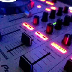 DJ thom'
