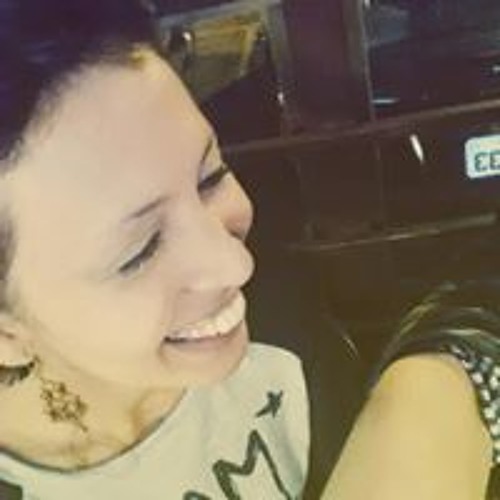 Larissa Felinne Oliveira’s avatar