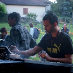 Jah Rastafari!! ;-)
