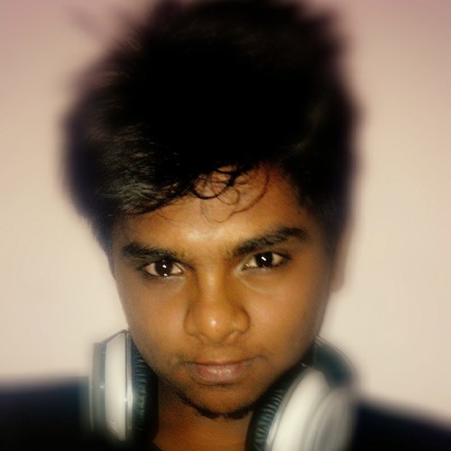 vivek (a.k.a.DJ D@AMNIST)’s avatar