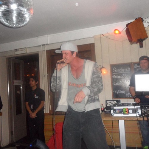Grindå på R`rrrr en feat Ego
