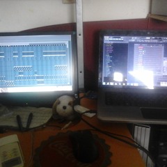 YellowWave ft. Santje & Terence - Ze Rennen Weg