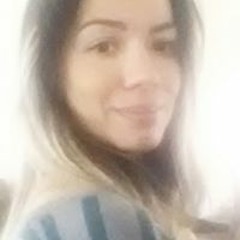 Aline De Castro Moreto