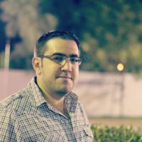 شاعر يتخيل وجود الرسول بيننا ومعه عمر الفاروق في شعره وأن النبي محمد عليه أفضل الصلاة والسلام غير راض عن حال الأمه الإسلاميه في هذا الزمان .. فيأمر الفاروق عمر بن الخطاب رضي الله عنه ليقوم ويرى حال الأمه الإسلاميه .. فيبدأ الفاروق بجوله ليتفقد حال الأمه ا