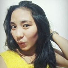 Reni Santika