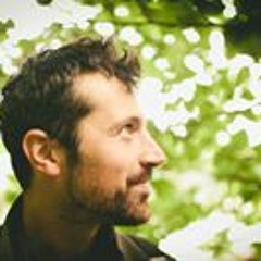 Dez-MOH-duhs Vē-nƏ