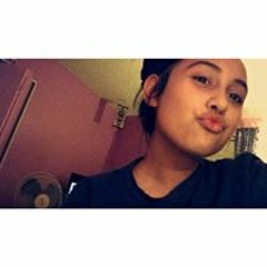 Victoria Cruz Chicas