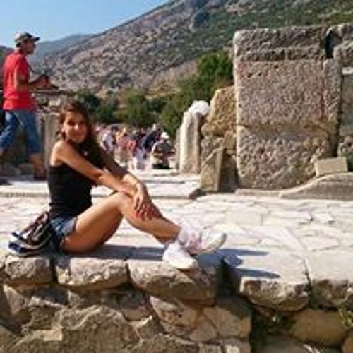 Jovana Makara’s avatar
