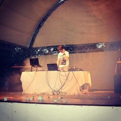 DJ Stratusa