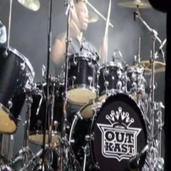 Kastdrummer/Omar Phillips