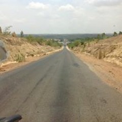 ညီထြန္