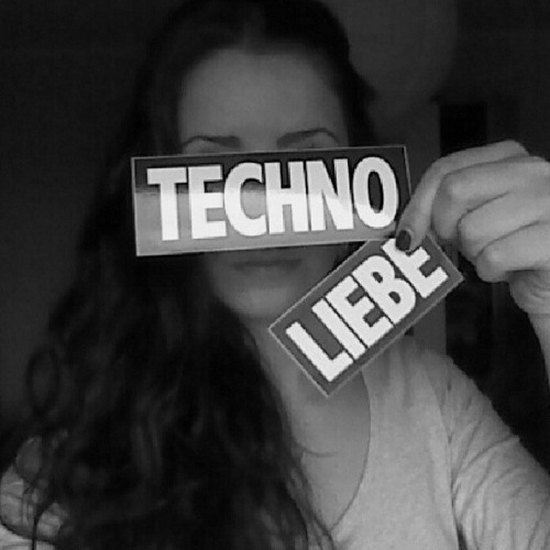 Stream Techno Liebe music Listen to songs, albums, playlists for free