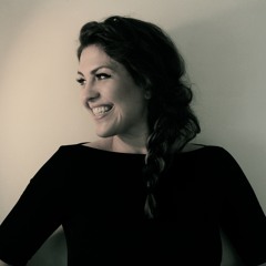 Lisa Mae UK