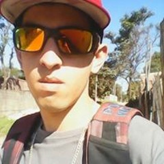 Charlinhos.\l/.
