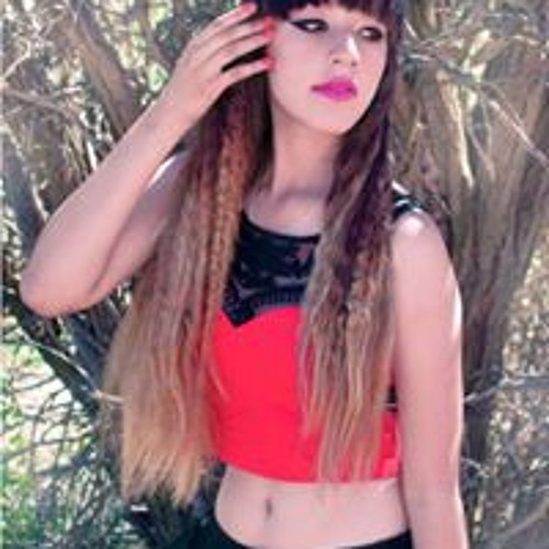 Daniela Escobar’s avatar