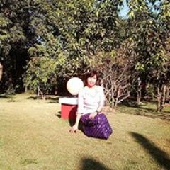 ထီးကေလးနဲ႕နွစ္ကိုယ္ယွဥ္ သန္းျမတ္စိုး