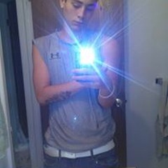 Mitchel YoungMula Jorah