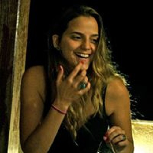 Marina Simões’s avatar